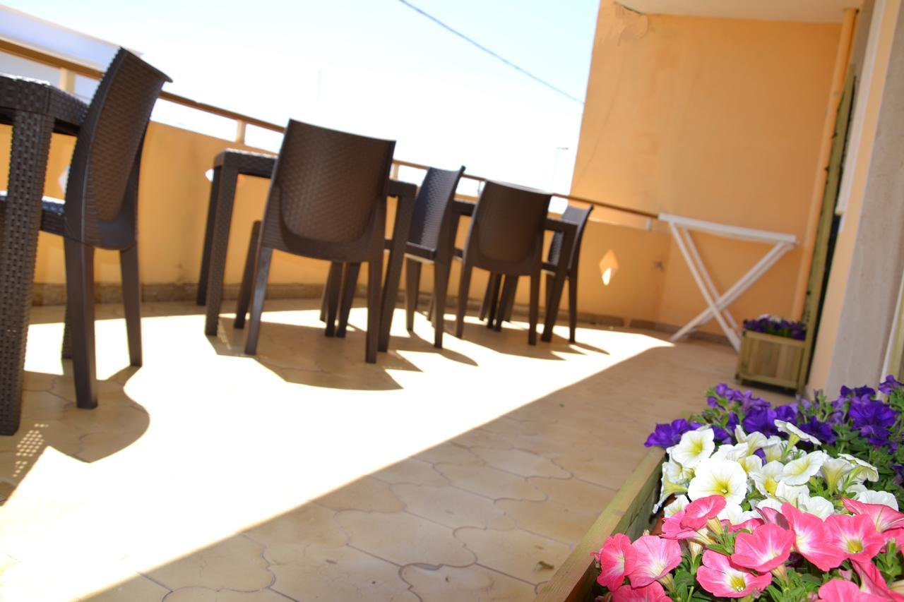 B&B Il Molo Torre Lapillo Esterno foto